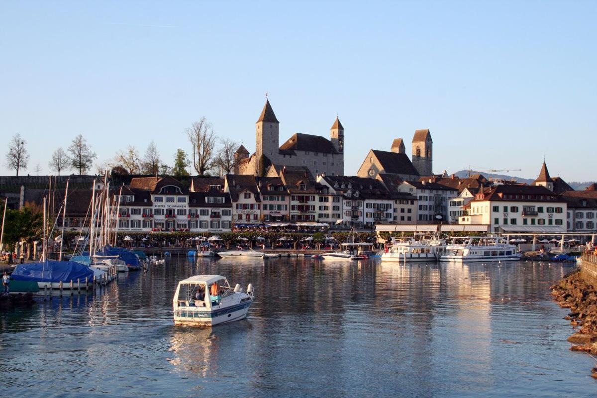 Old Town Charm & Central Location In Rapperswil Exterior photo